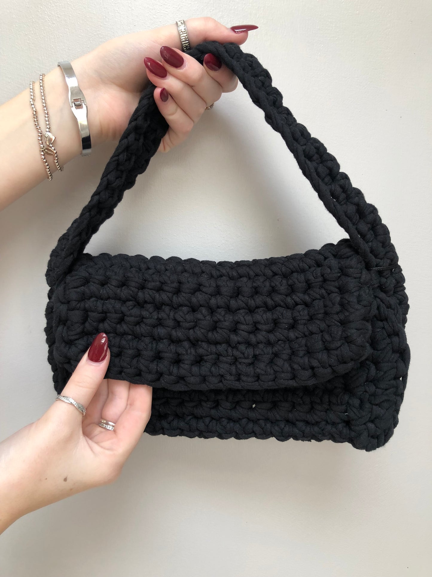 Neave Medium shoulder Crochet Bag