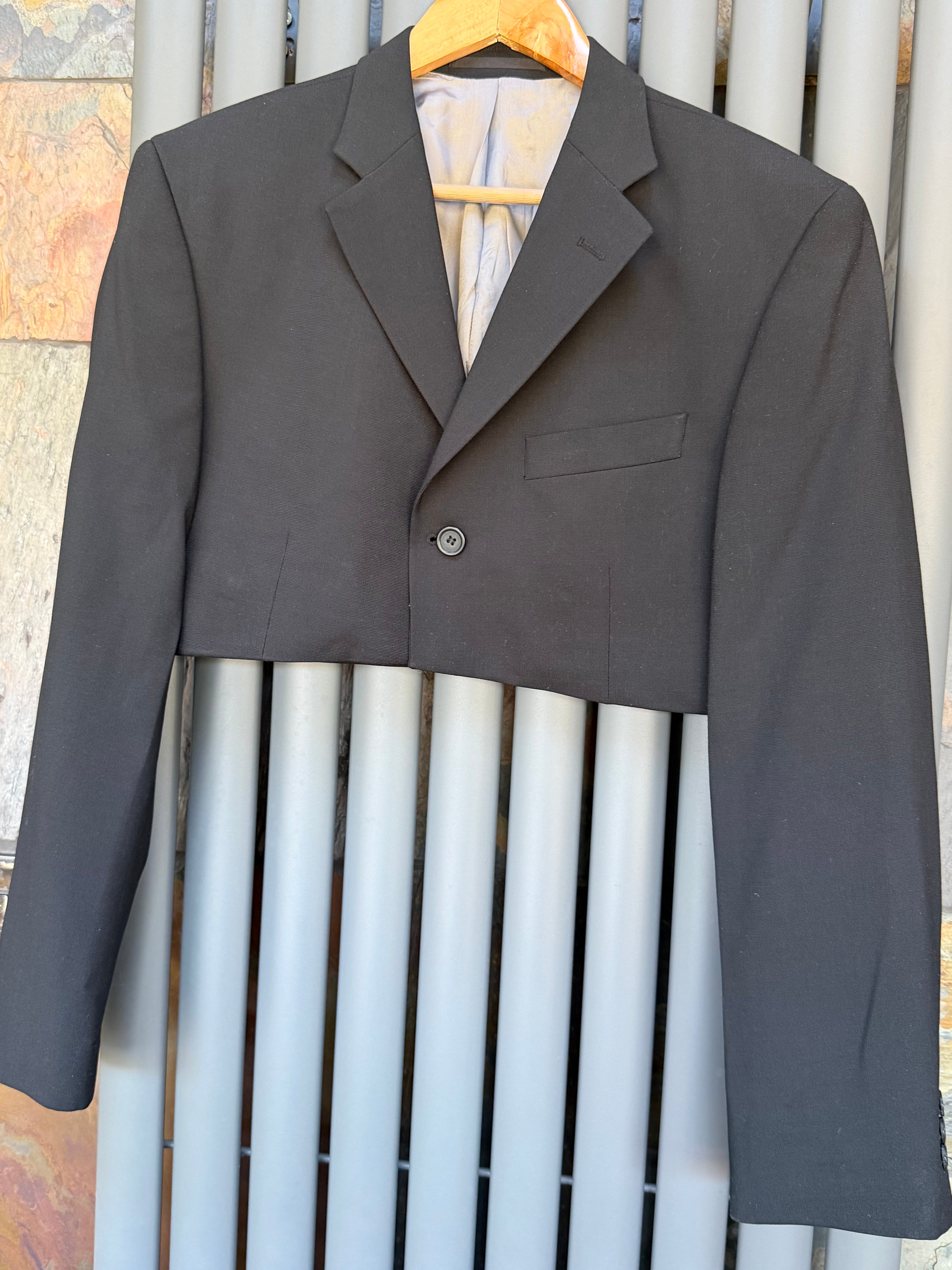 Cropped short blazer