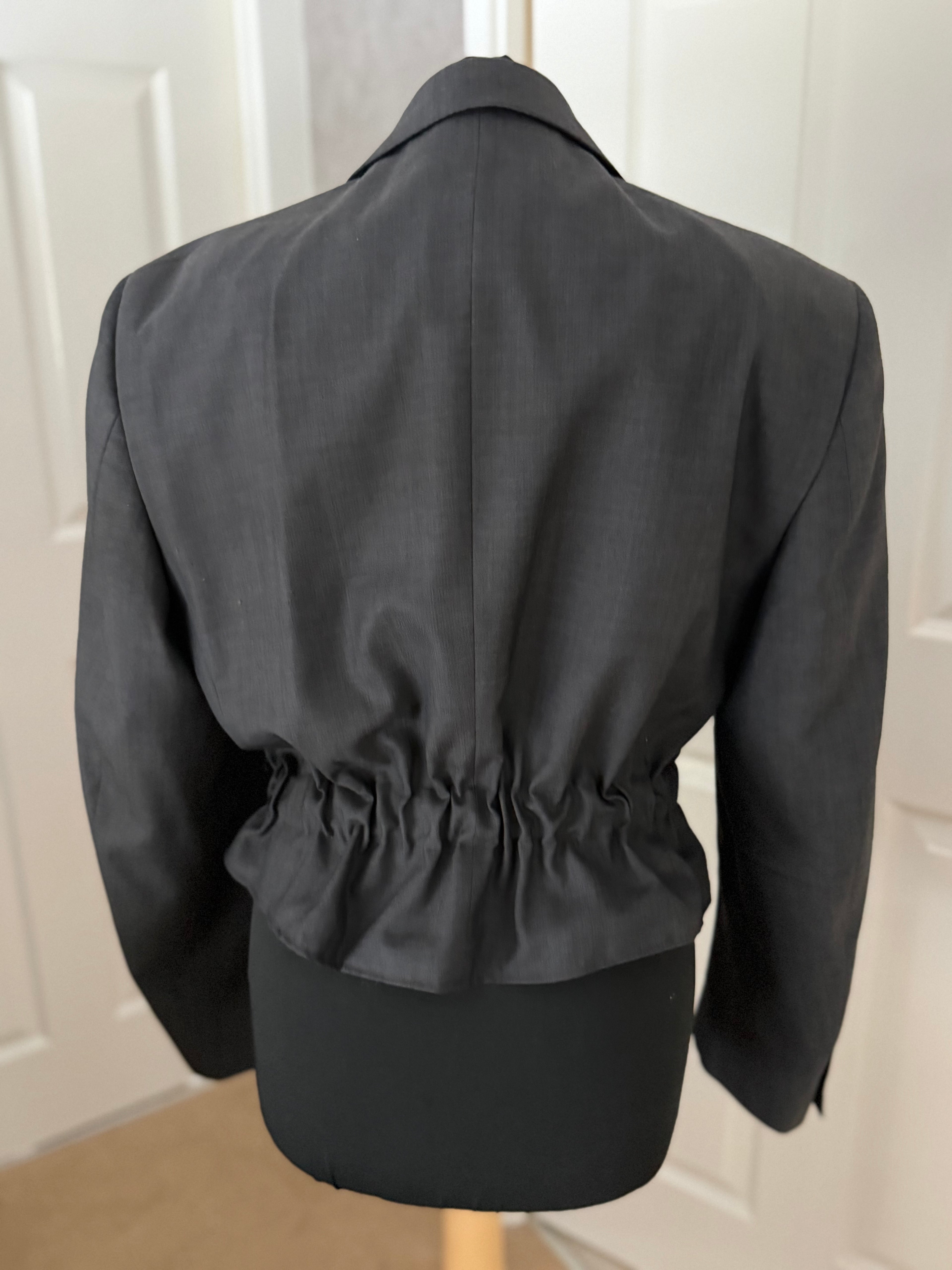 Cropped cinched blazer